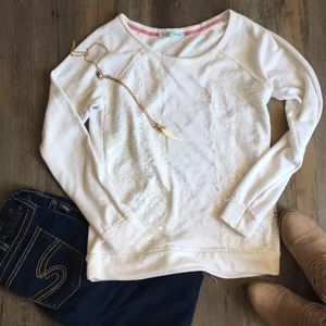 Maurice’s creamy top with lace details